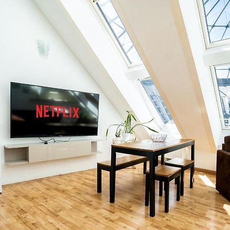 Unique Maisonette Apartment Gasometer 12Th Floor Viyana Dış mekan fotoğraf